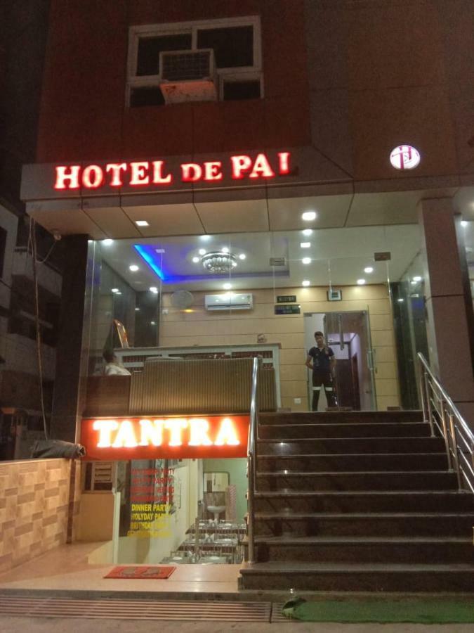 Adb Rooms Hotel De Pal Варанасі Екстер'єр фото